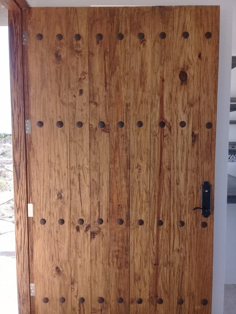 puerta 768x1024